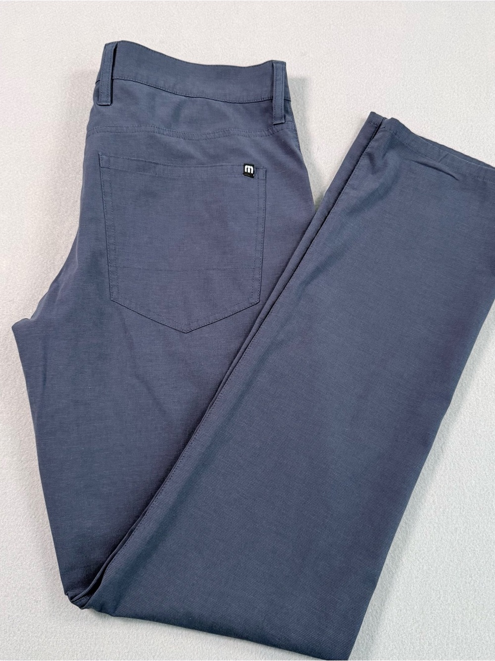 TravisMathew Golf Pants Men's Size 30 Grey Blue Performance